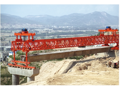 公路架桥机